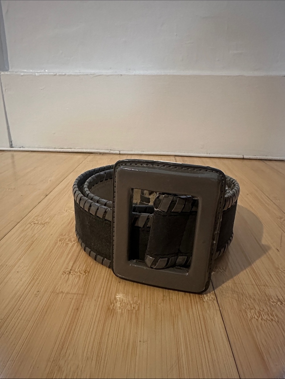 Women’s Wide Woven Accent Belt in Brown